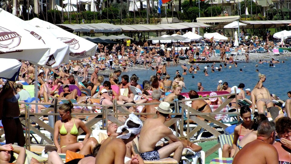 Bayram tatili otel doluluklarını yüzde 80'lere taşıdı