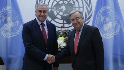 Guterres ile görüşen Akıncı'dan müzakere açıklaması