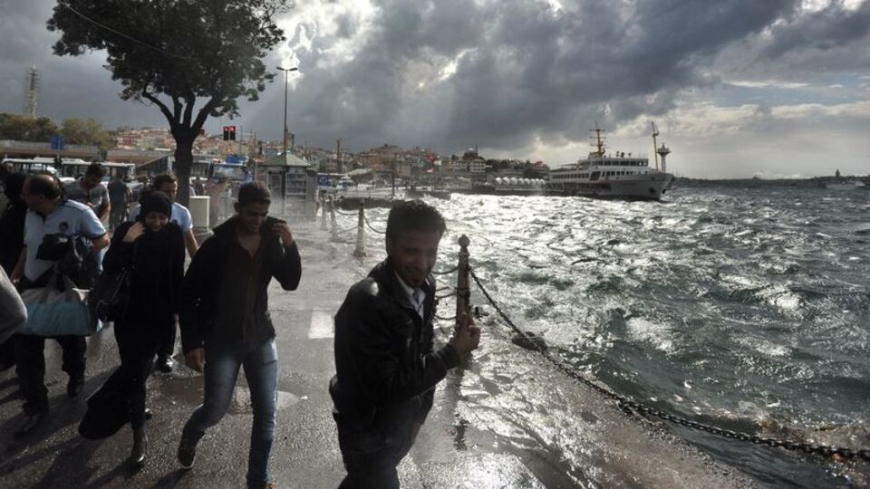 İstanbul Valiliği'nden son dakika fırtına uyarısı