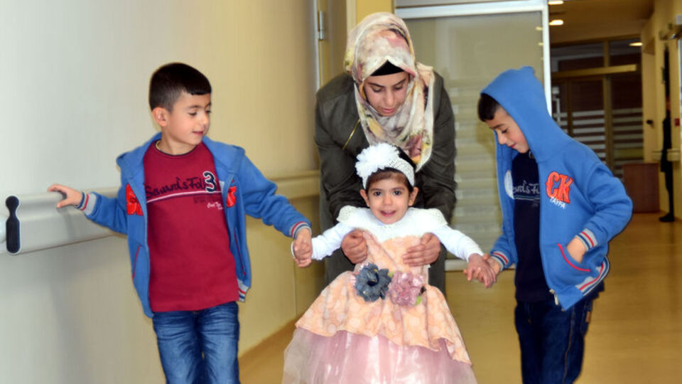 Kanı değişti, yürümeye başladı!