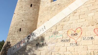 900 yıllık kalenin görüntüsü yürek sızlatıyor!