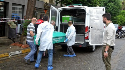 Yine kadın cinayeti! Sevgilisi tarafından öldürüldü