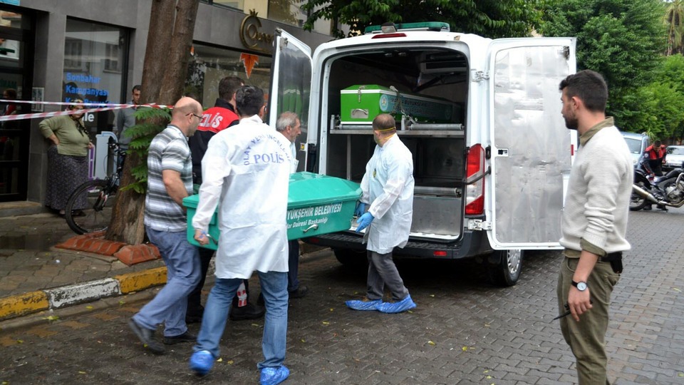 Yine kadın cinayeti! Sevgilisi tarafından öldürüldü