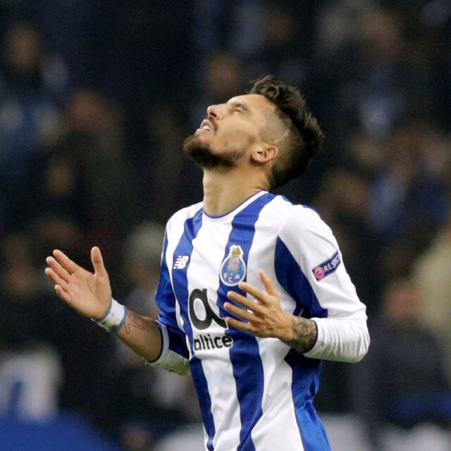 Alex Telles'e büyük onur!