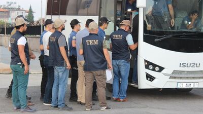 FETÖ operasyonunda 25 kişi gözaltında