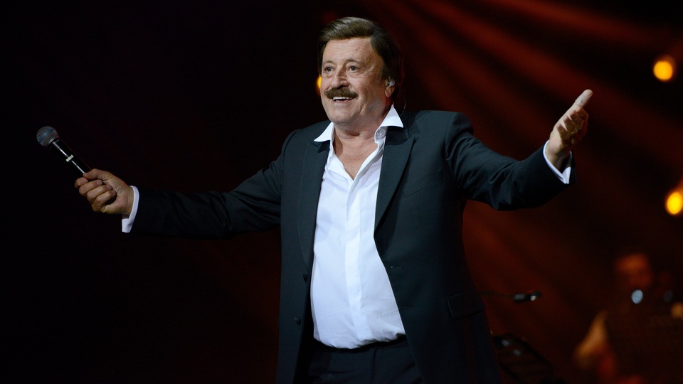 Yoğun yağmurda eskimeyen şarkılar