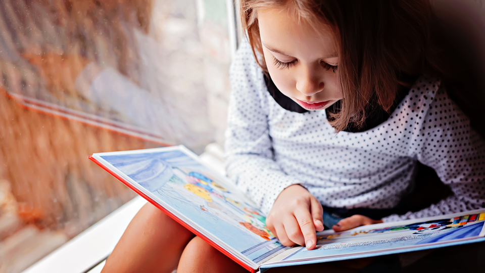 Çocukların kitap fobisi ve baş ağrısı 'astigmat' olabilir