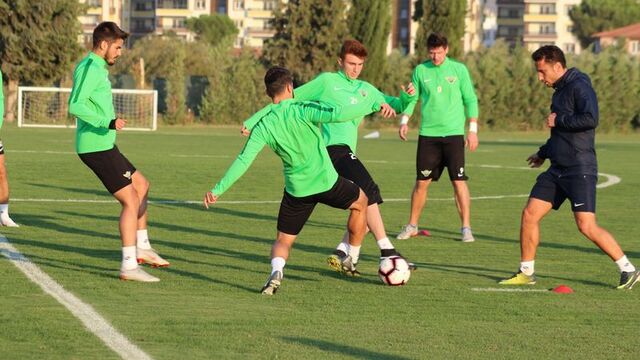 Akhisarspor, Standard Liege maçı hazırlıklarına başladı