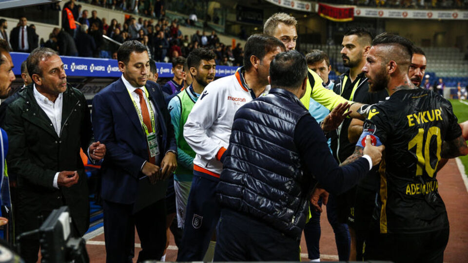 "Adem benim muhatabım değil"