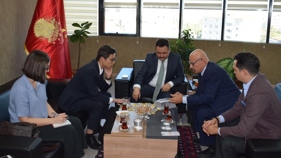 "Balıkesir'de ikinci bir Hong Kong oluşturabiliriz"