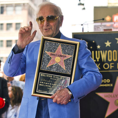 Dünyaca ünlü şarkıcı hayatını kaybetti