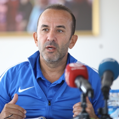 Mehmet Özdilek imzayı attı