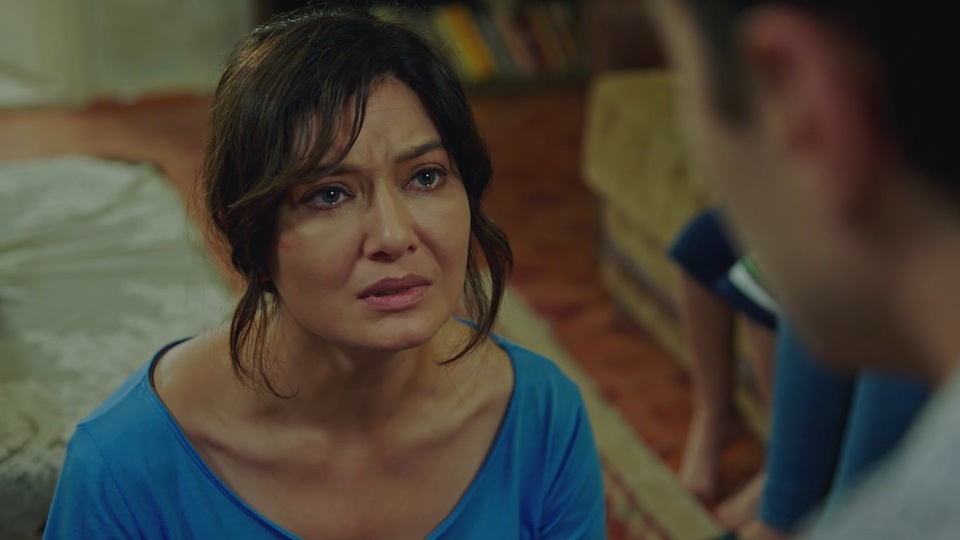 "Sen de beni sevmekten vazgeçmemişsin!"