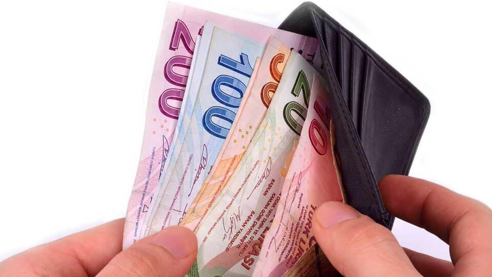 Dolandırıcılar masraf iadesi ve hediye vaadiyle "yemleme" yapıyor