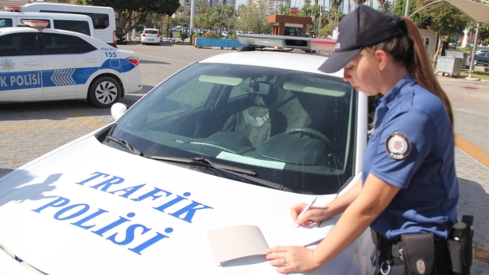 Artık hepsi ceza yazabilecek!