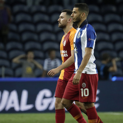 "Maç sonunda Belhanda ne güzel gülüyor, değil mi!"