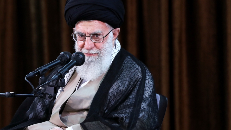 Hamaney: İran tokat atacak