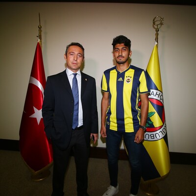 Fenerbahçe'de bir imza daha!