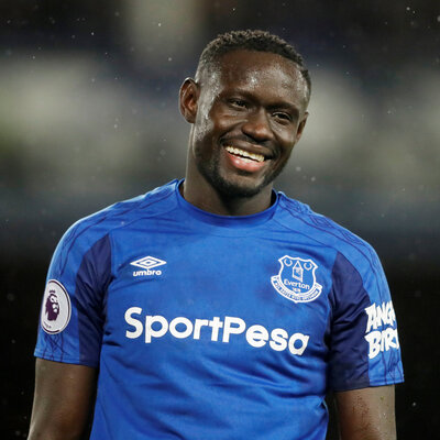 Galatasaray, Oumar Niasse ile el sıkıştı