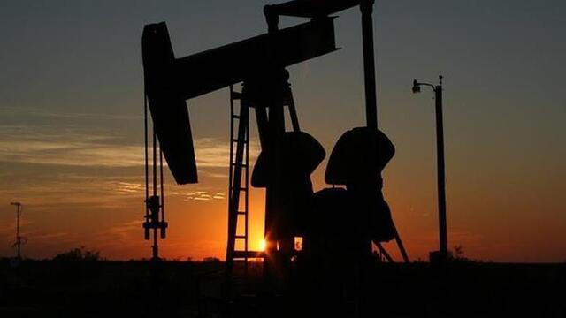 İran'dan petrol alımını durdurdu