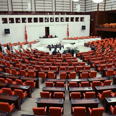 12 HDP'li, 3 CHP'li vekil hakkında fezleke