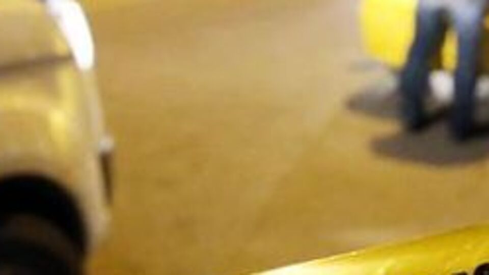 İzmir'de çıkan bıçaklı kavga 1 kişi öldürüldü