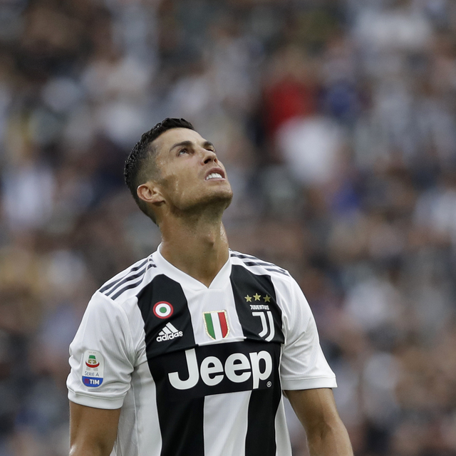 Cristiano Ronaldo'nun başı sponsorlarla dertte!
