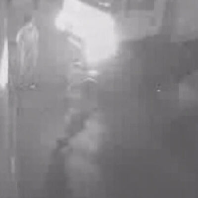 Küçük çocuğun mucize kurtuluşu kamerada