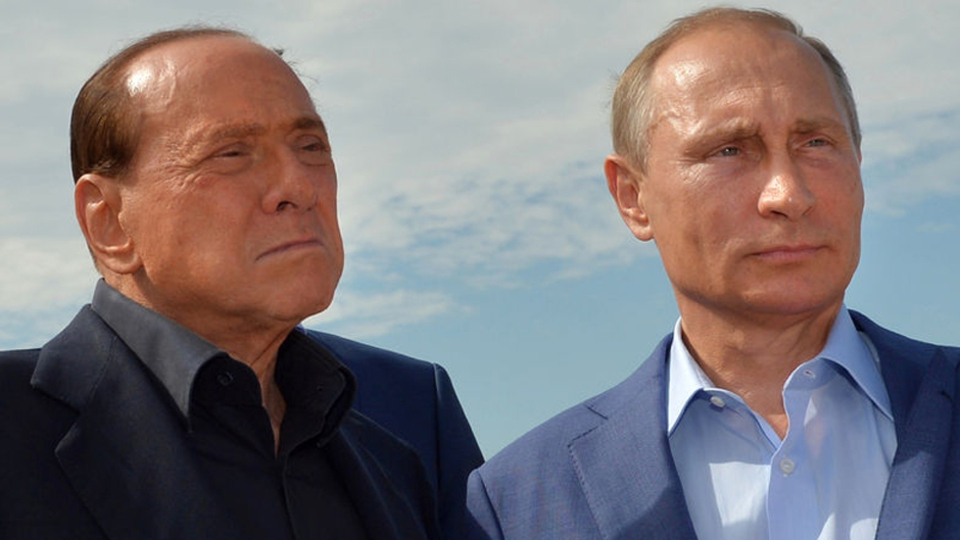 Berlusconi'den Putin'e doğum günü jesti