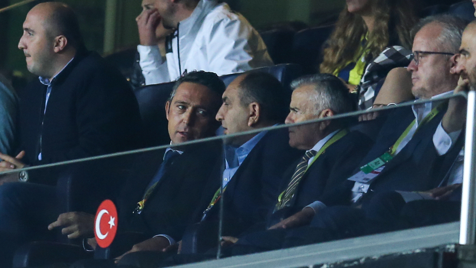 Küfürler yönetimi rahatsız etti