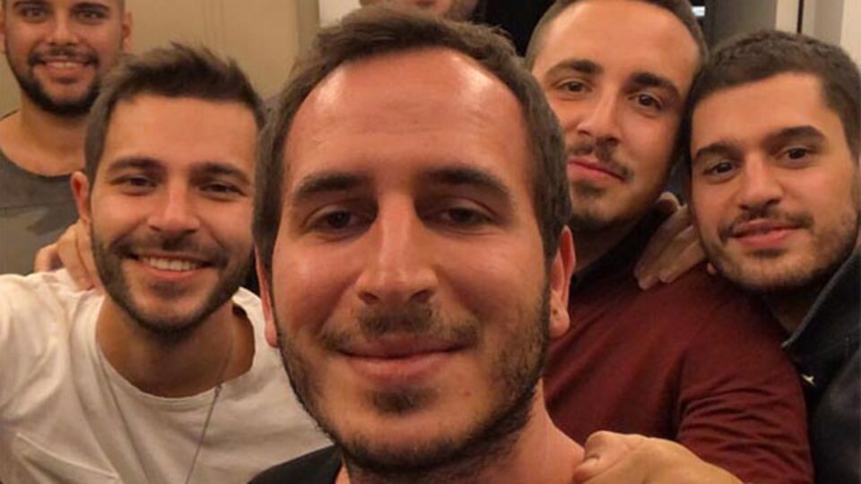 Hakan Sabancı asker tıraşı oldu