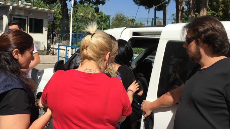 Mersin'de fuhuş operasyonu: 2 kadın tutuklandı