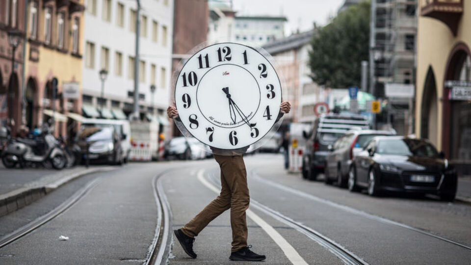 Yaz saati uygulamasına devam mı?