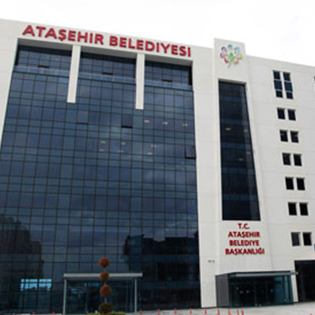 Ataşehir Belediyesi'ne operasyon