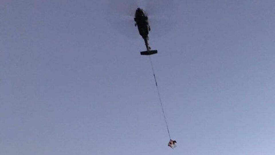 Hamile inek jandarma tarafından kurtarıldı!