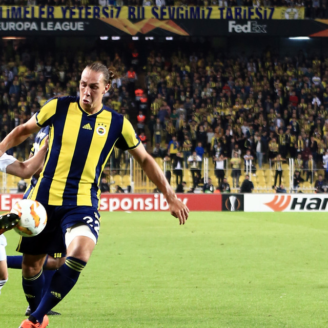 "Fenerbahçe'nin parçası olmaktan gurur duyuyorum"