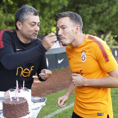 Linnes, haber bekliyor!