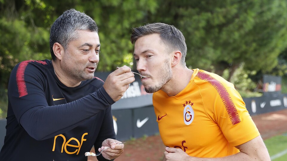 Linnes, haber bekliyor!