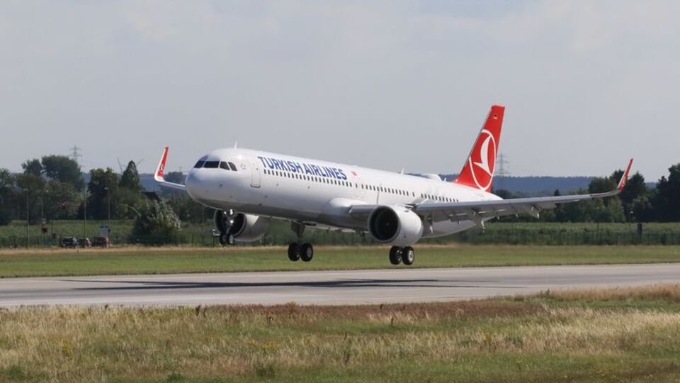 İnişe 5 dakika kala büyük panik!