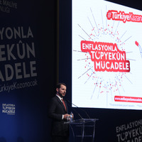 Bakan Albayrak Enflasyonla Topyekun Mücadele Programı'nı açıkladı