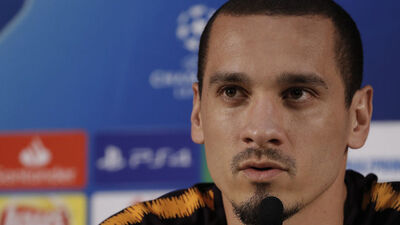 Maicon'a yol göründü!