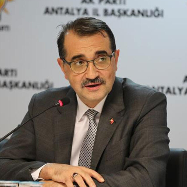 Bakan Dönmez: Türkiyenin en büyük enerji zirvelerinden biri