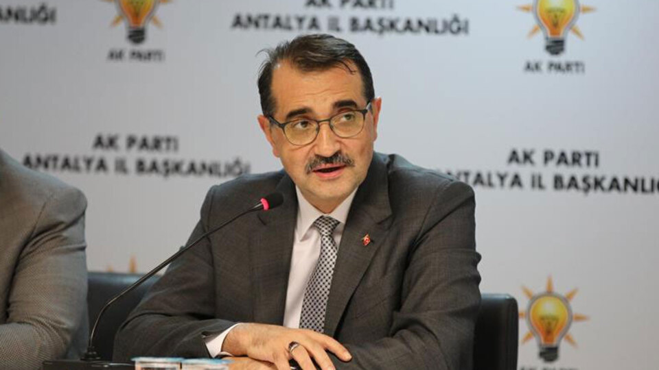 Bakan Dönmez: Türkiyenin en büyük enerji zirvelerinden biri