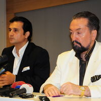 Adnan Oktar soruşturmasında 9 gözaltı