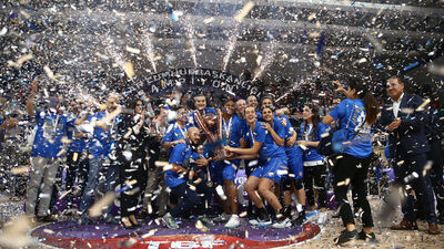 Bakan Kasapoğlu'ndan Hatay Büyükşehir Belediyespor'a tebrik