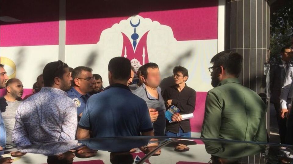 Telefondaki görüntüye linç girişimi!