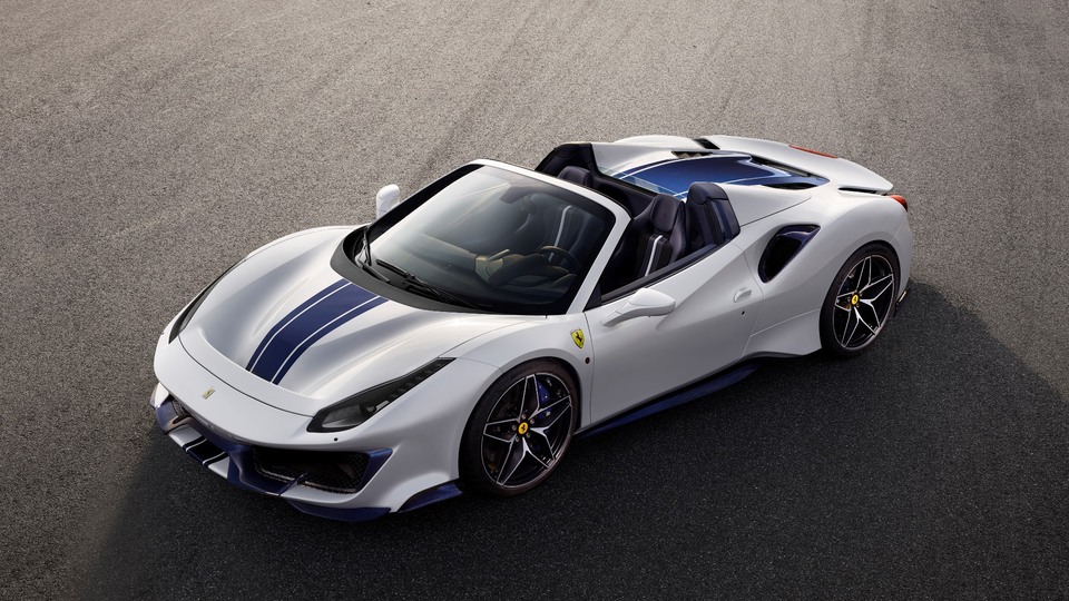720 HP'lik Ferrari Türkiye'ye 2019'da gelecek