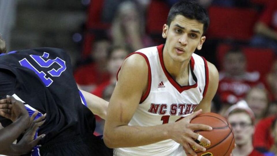 TBF'den milli basketbolcu Ömer Faruk'a ceza