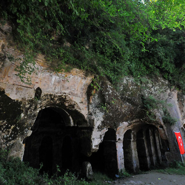 Aya Nikola Manastırı'nın 40 yıllık gönüllü bekçisi