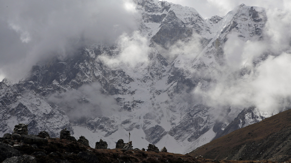 9 dağcı yaşamını kaybetti!